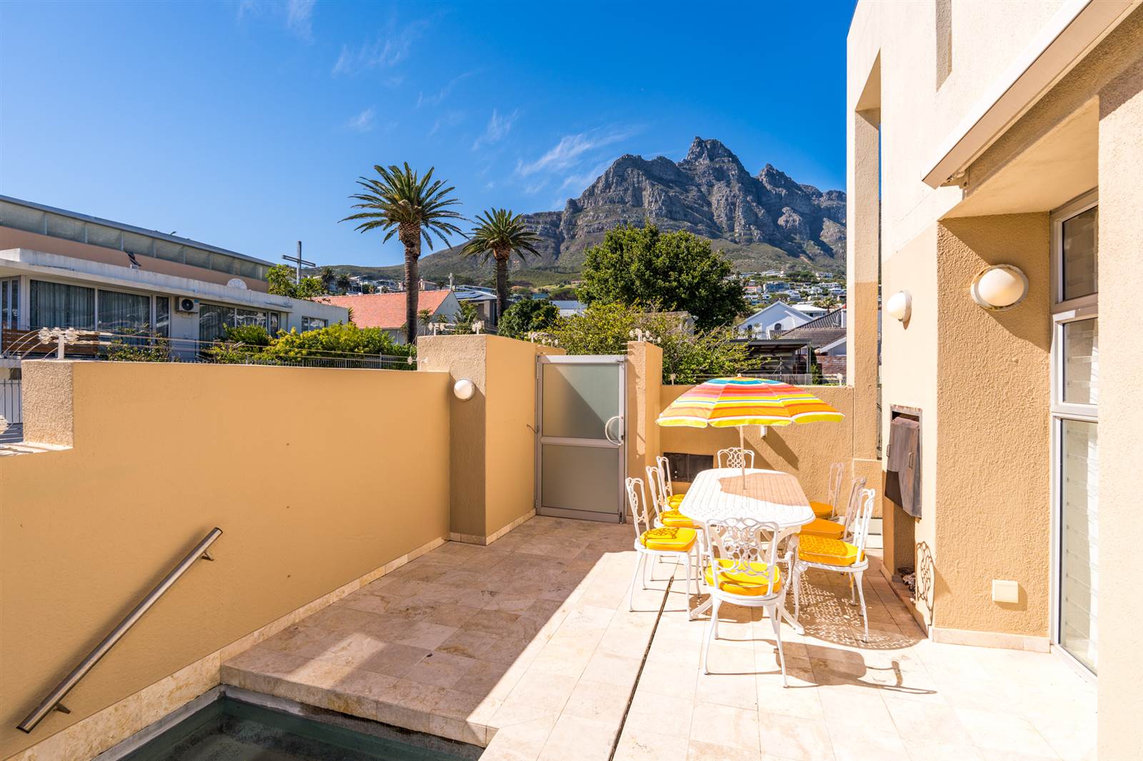 3 Bed Townhouse in Camps Bay photo number 3