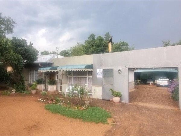 3 Bedroom House 3 Bedroom House
