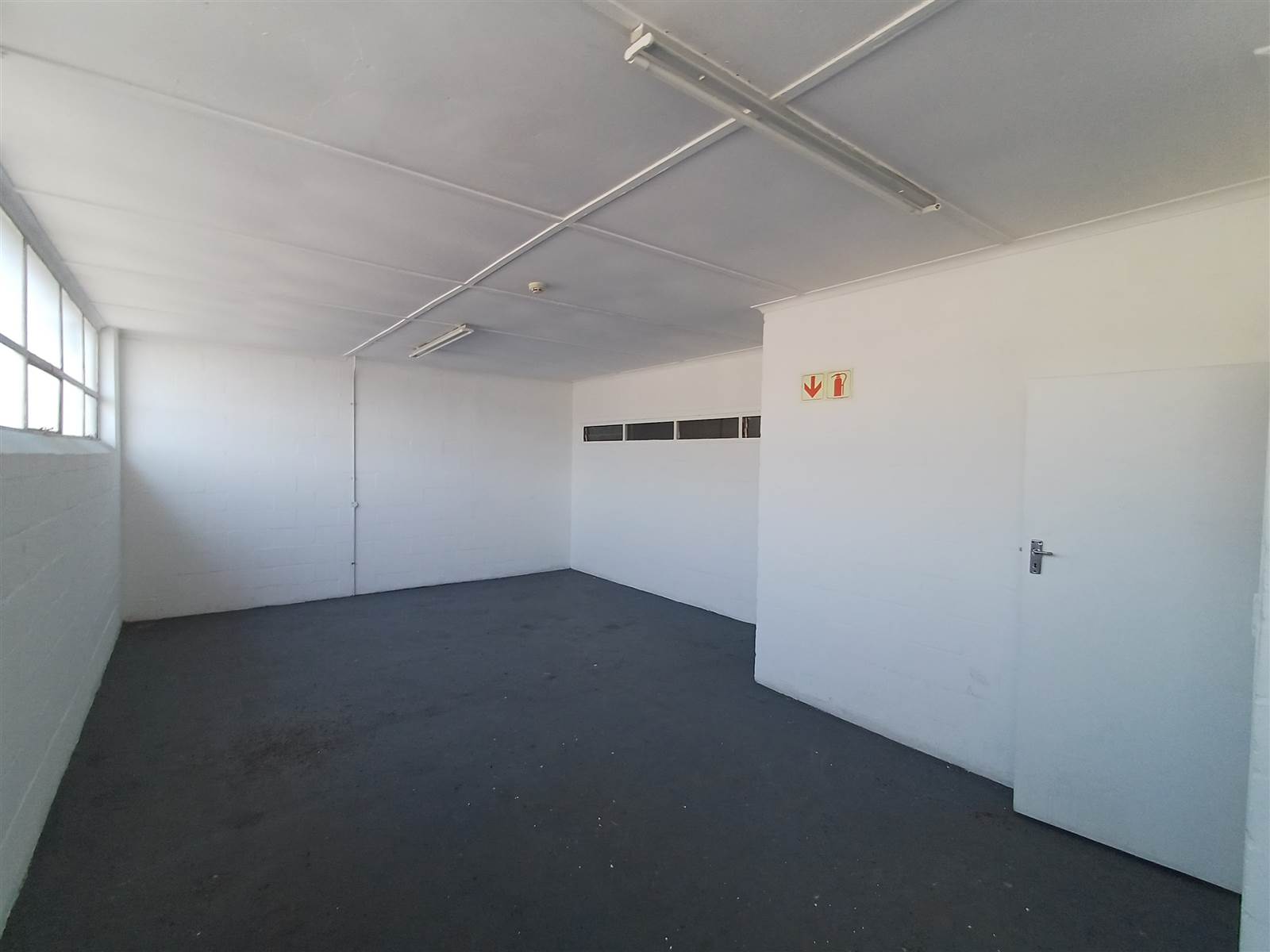 475  m² Industrial space in Retreat photo number 11
