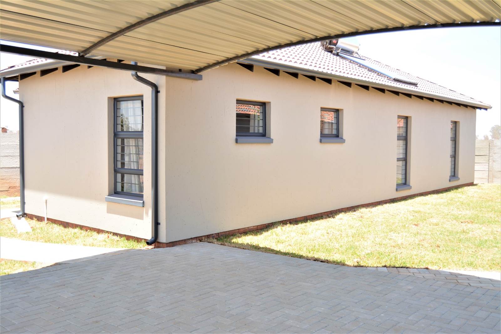 3 Bed House in Randfontein Central photo number 17