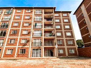 3 Bed Apartment in Karen Park