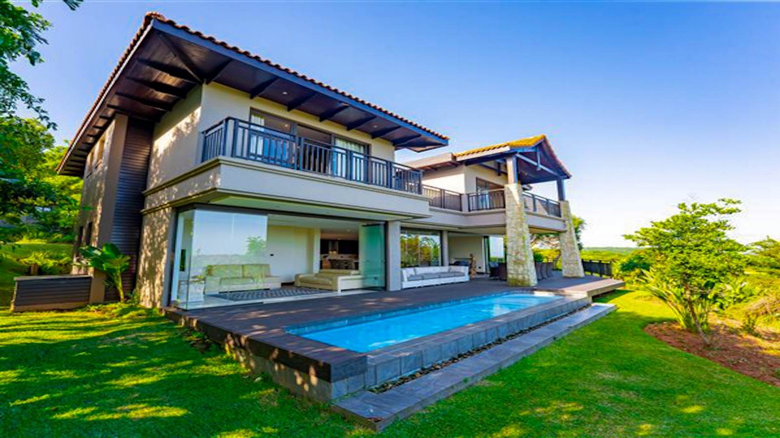 4 Bed House in Zimbali Estate photo number 1