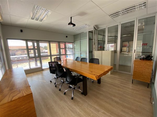 85.8600006103516  m² Office Space