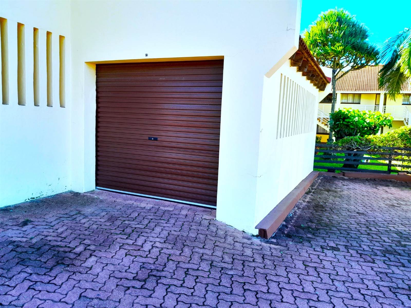 3 Bed Townhouse in Scottburgh South photo number 21
