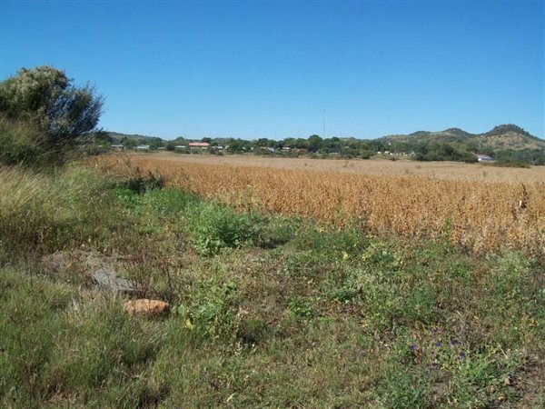 9.7 ha Land available in Brits Central