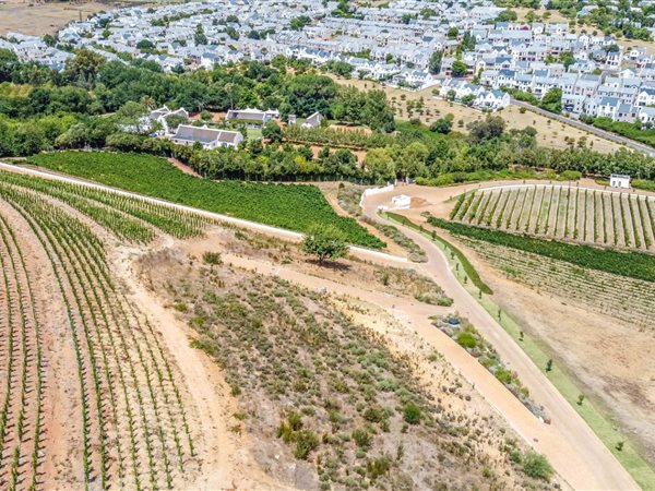 425 m² Land available in Stellenbosch Central