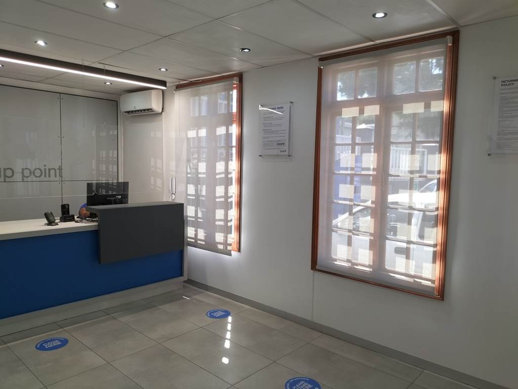 324  m² Commercial space in Umbogintwini photo number 4