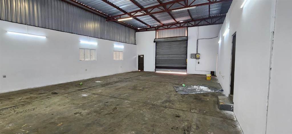 200  m² Industrial space in Bredell AH photo number 7
