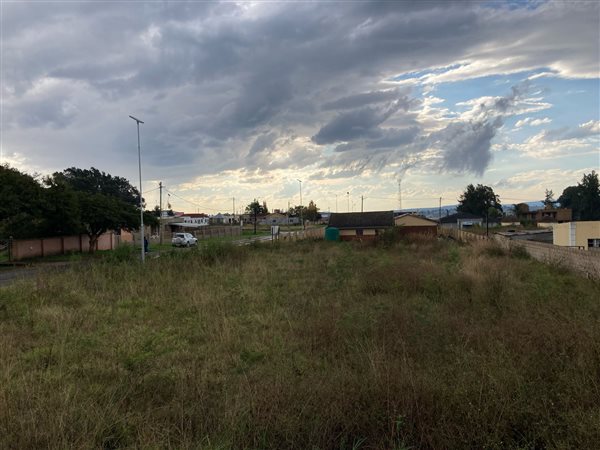 999 m² Land 999 m² Land