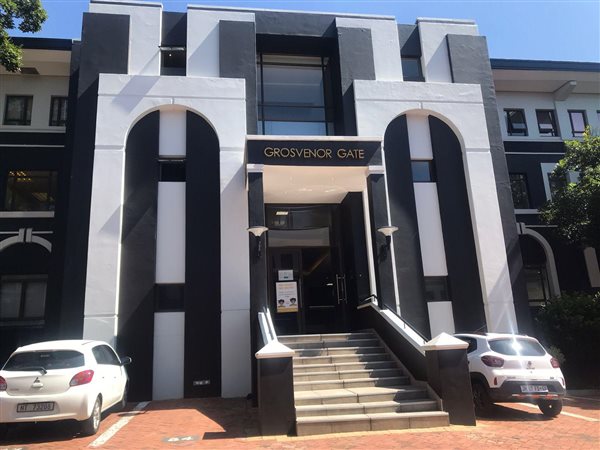 188  m² Commercial space in Hyde Park