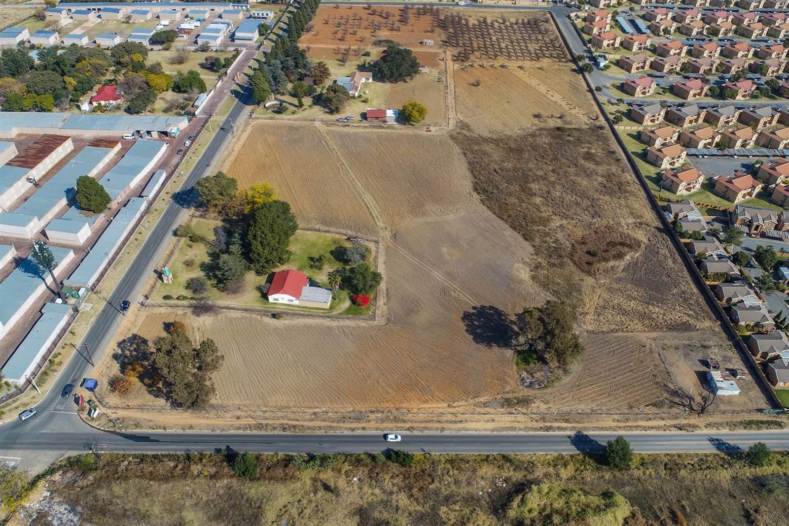 3.5 ha Land available in Ruimsig photo number 6