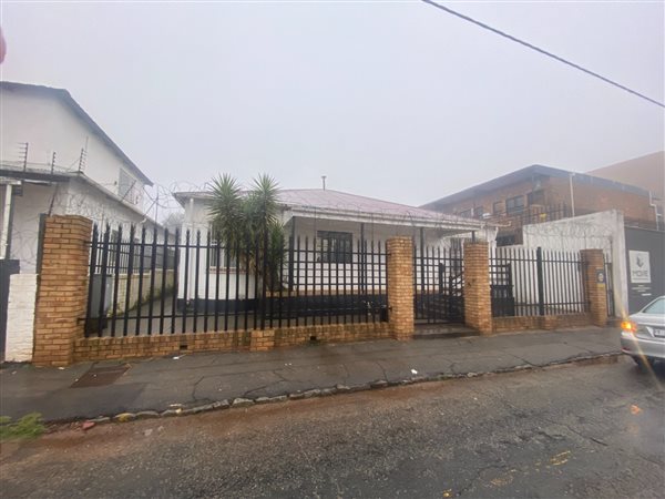 450 m² Commercial space 450 m² Commercial space