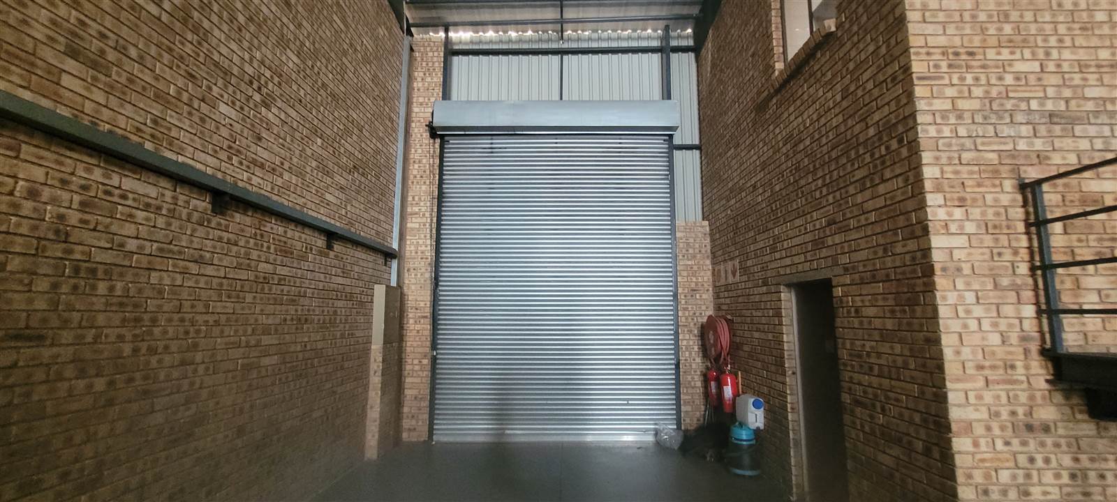 279  m² Industrial space in Stormill photo number 7