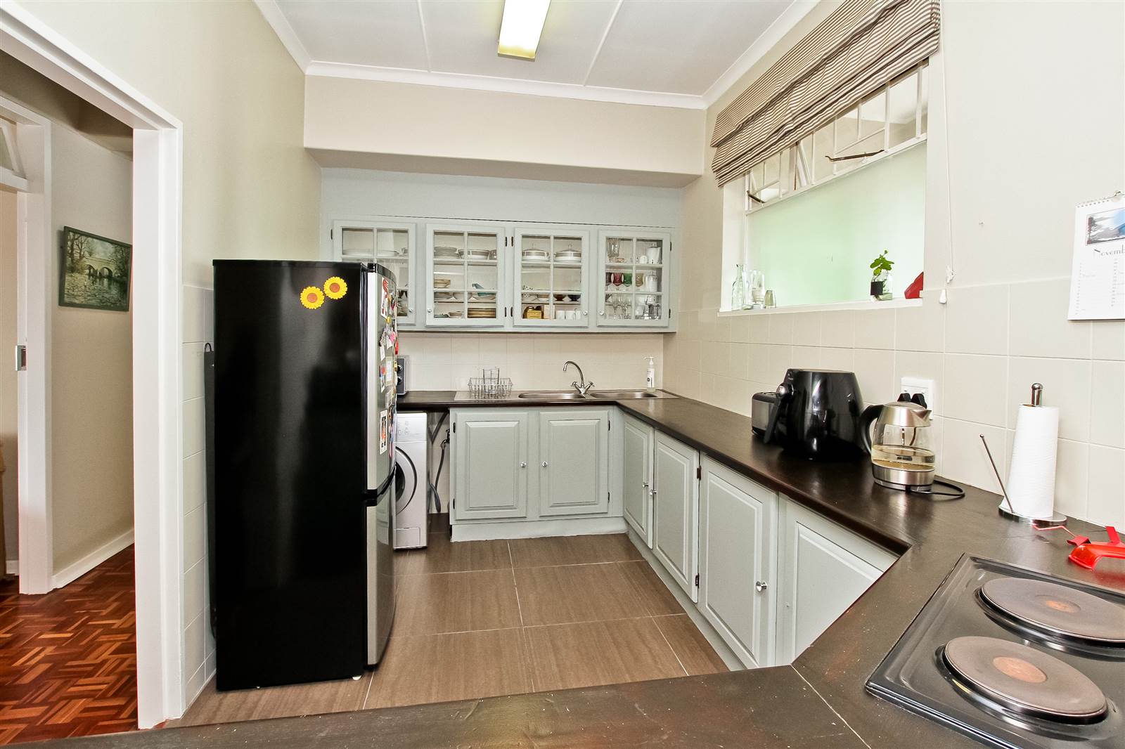 2 Bed Apartment in Craighall Park photo number 9