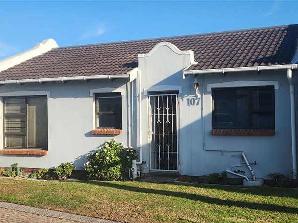 2 Bedroom Townhouse 2 Bedroom Townhouse
