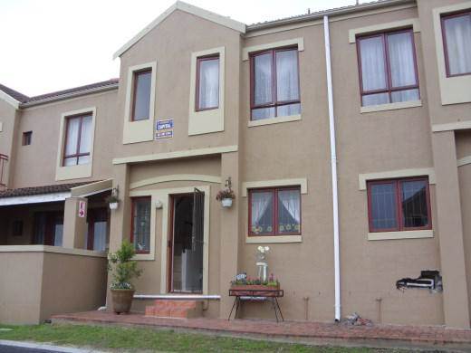 2 Bed Duplex in Brackenfell Central photo number 1