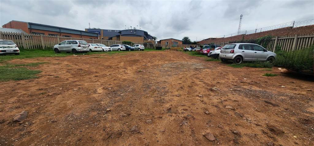 1332 m² Land available in Witbank Central photo number 3