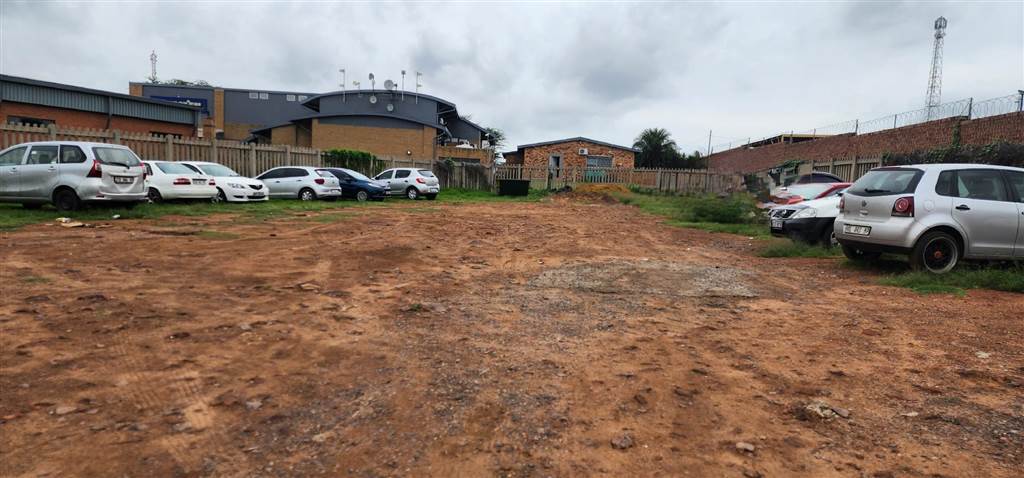 1332 m² Land available in Witbank Central photo number 2