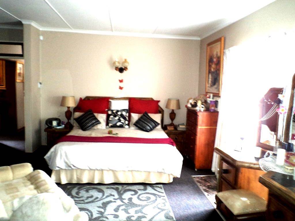 6 Bed House in Parys photo number 12