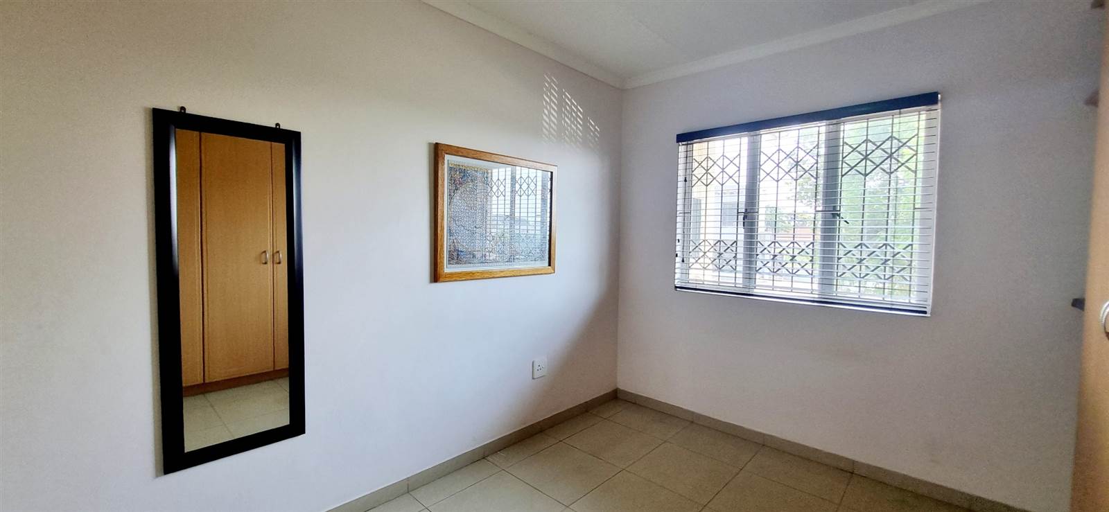 2 Bed Apartment in Tongaat Central photo number 14