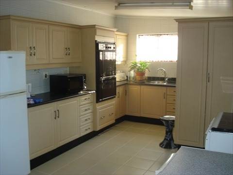 7 Bed House in Scottburgh Central photo number 2