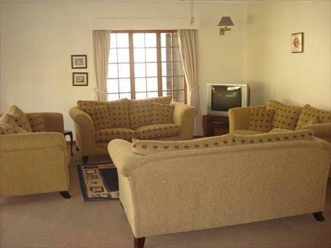 7 Bed House in Scottburgh Central photo number 7