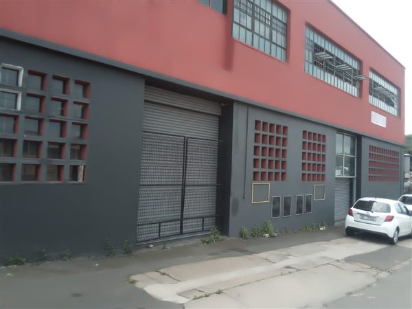 600  m² Industrial space