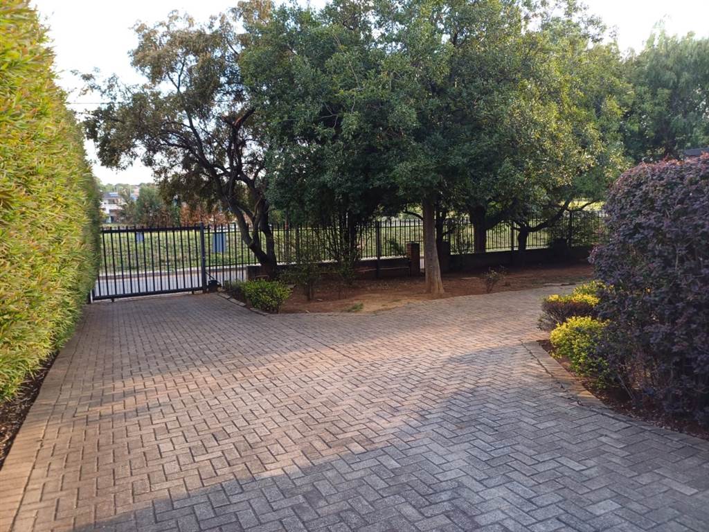 4 Bed House in Benoni CBD photo number 6