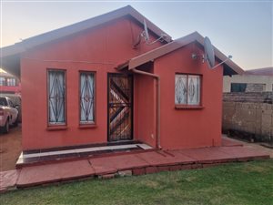 2 Bed House in Unitas Park