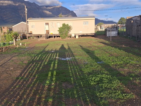 600 m² Land 600 m² Land