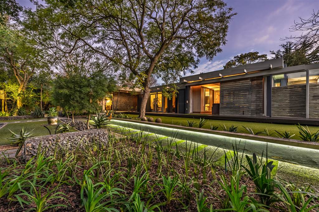 5 Bedroom House
