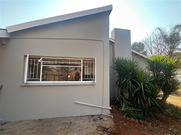 3 Bedroom House 3 Bedroom House