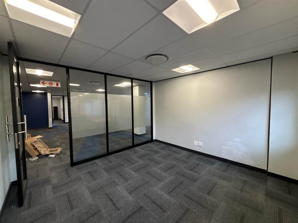 448  m² Commercial space in Parktown photo number 13