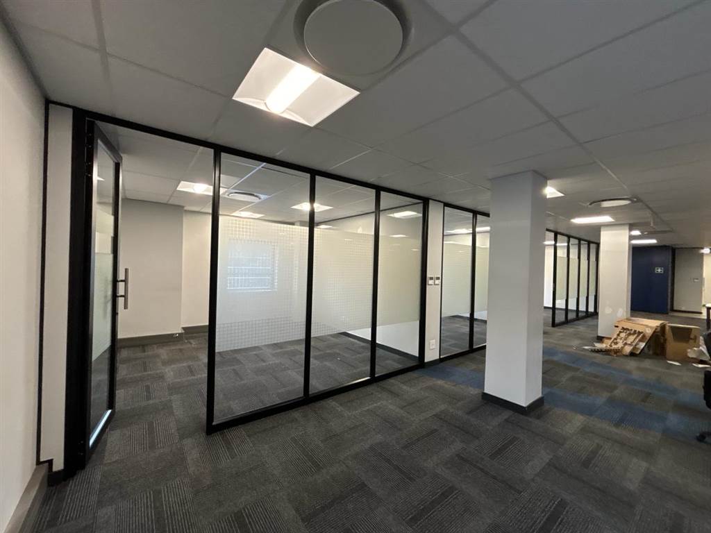 448  m² Commercial space in Parktown photo number 16