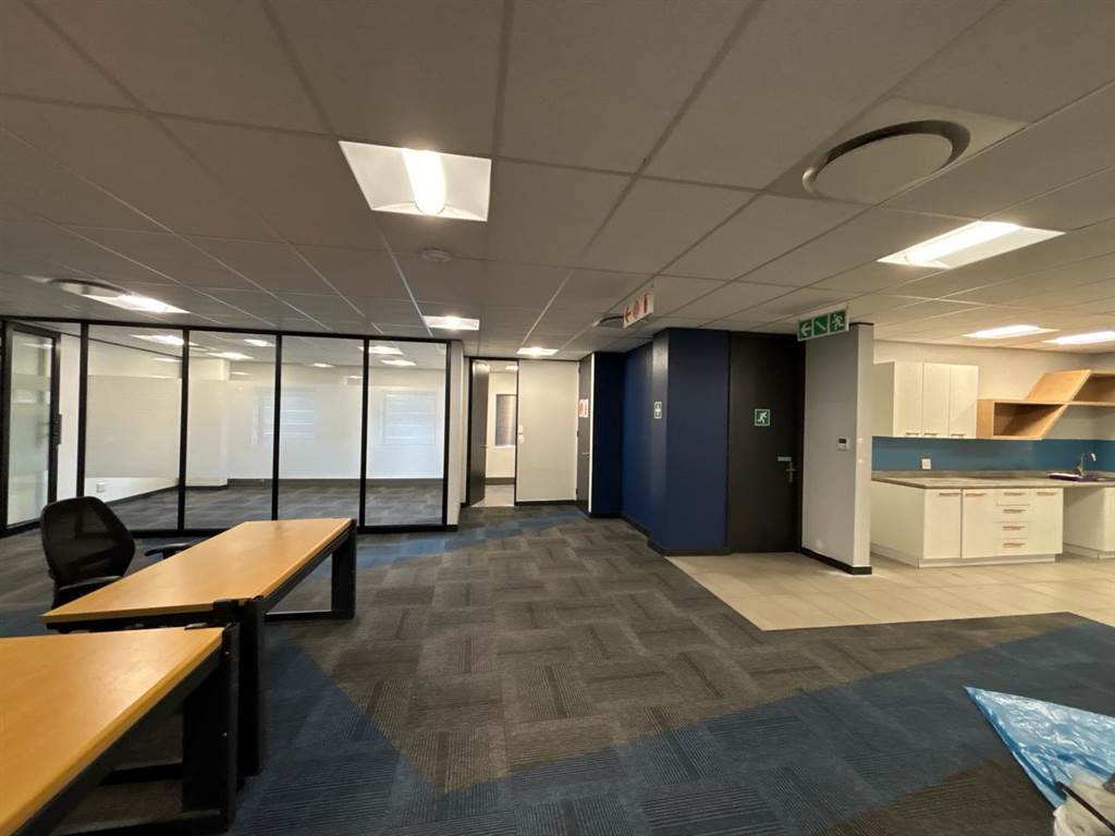 448  m² Commercial space in Parktown photo number 6