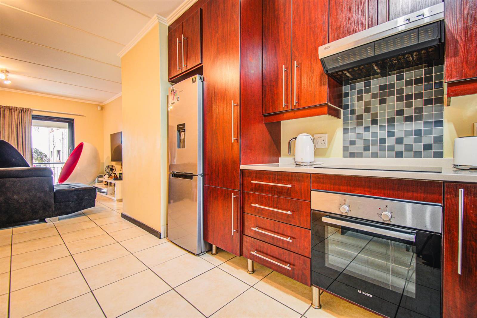 2 Bed Apartment in Bedfordview photo number 5