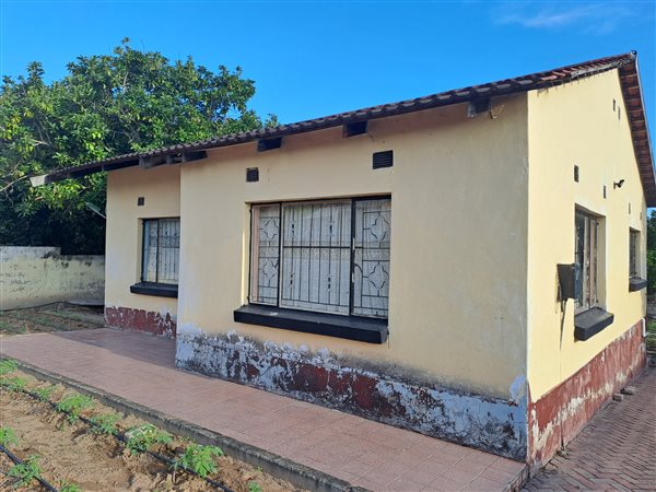2 Bed House in Thulamahashe