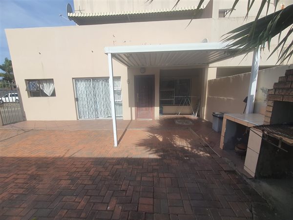 3 Bedroom Apartment 3 Bedroom Apartment