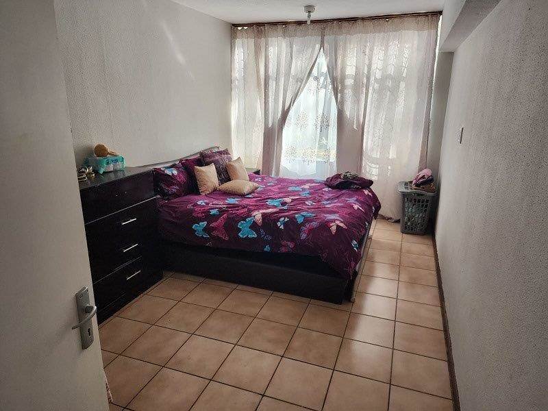 1 Bed Apartment in Bonaero Park photo number 11
