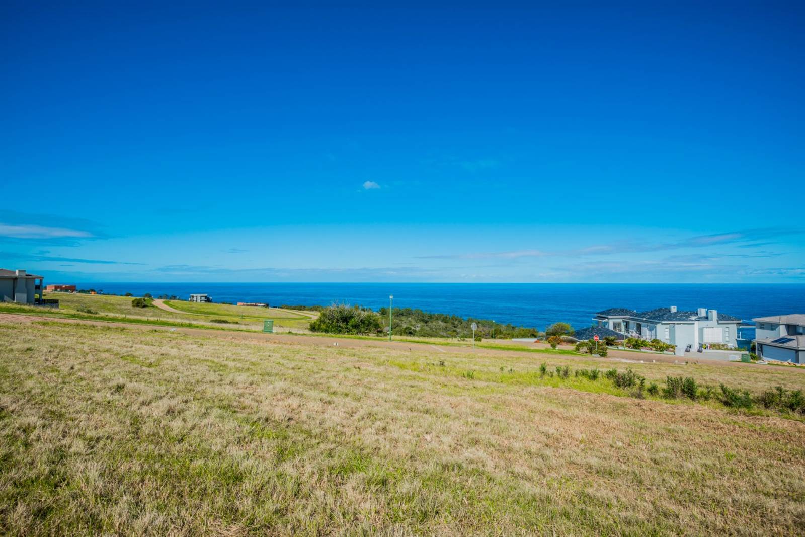 638 m² Land available in Le Grand Golf Estate photo number 10