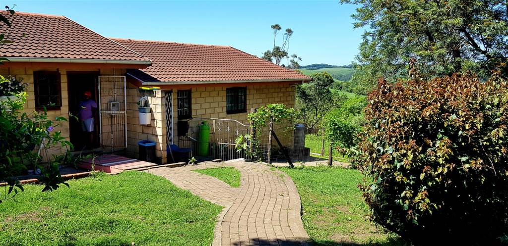 8.9 ha Smallholding in Port Shepstone photo number 9