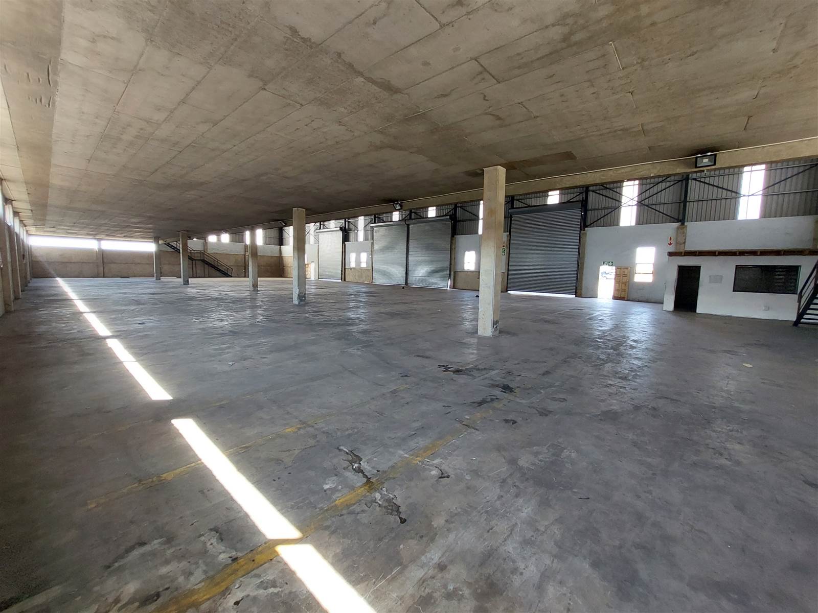 1750  m² Industrial space in Clayville photo number 6