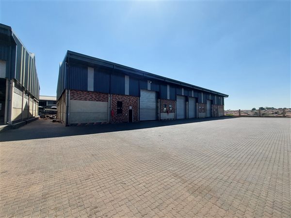 1750  m² Industrial space