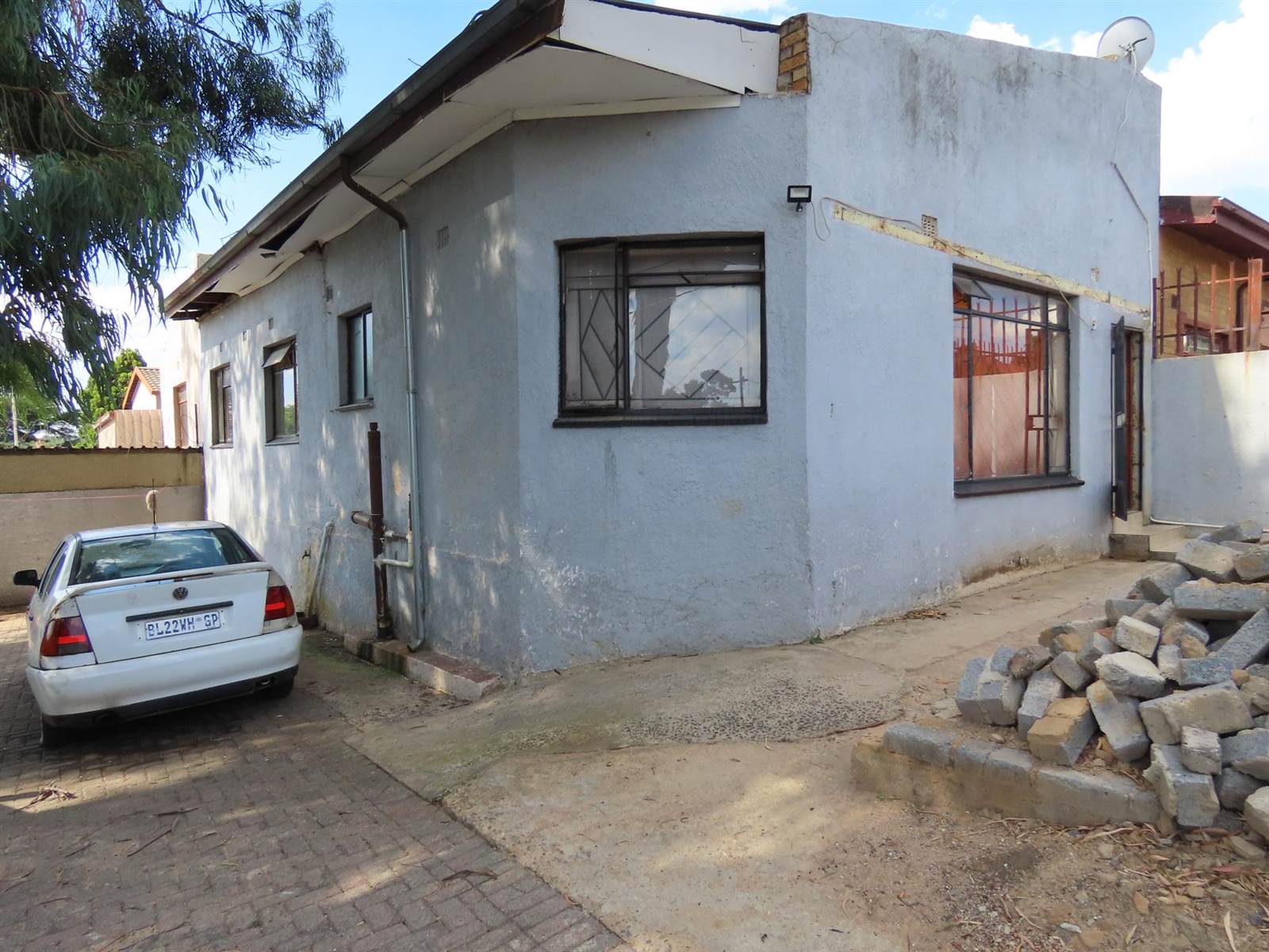 3 Bed House in Roodepoort Central photo number 12