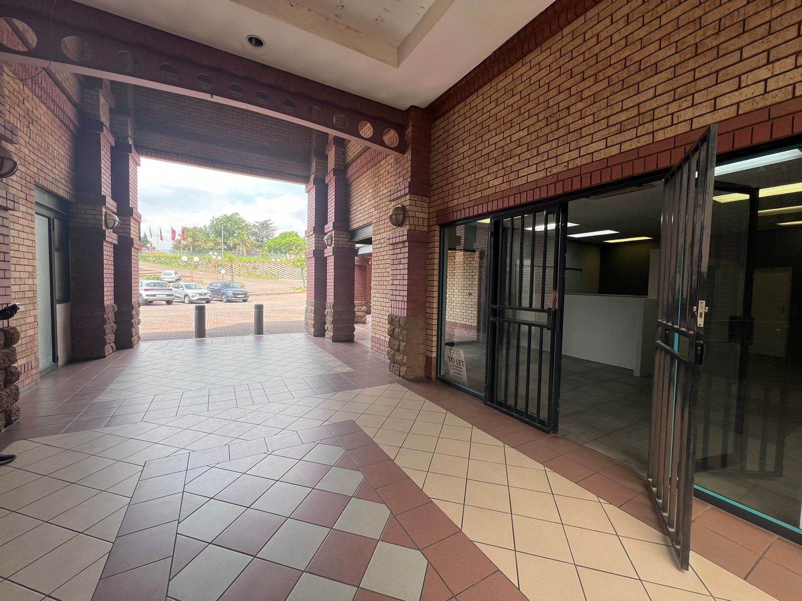 51  m² Commercial space in Krugersdorp Central photo number 5