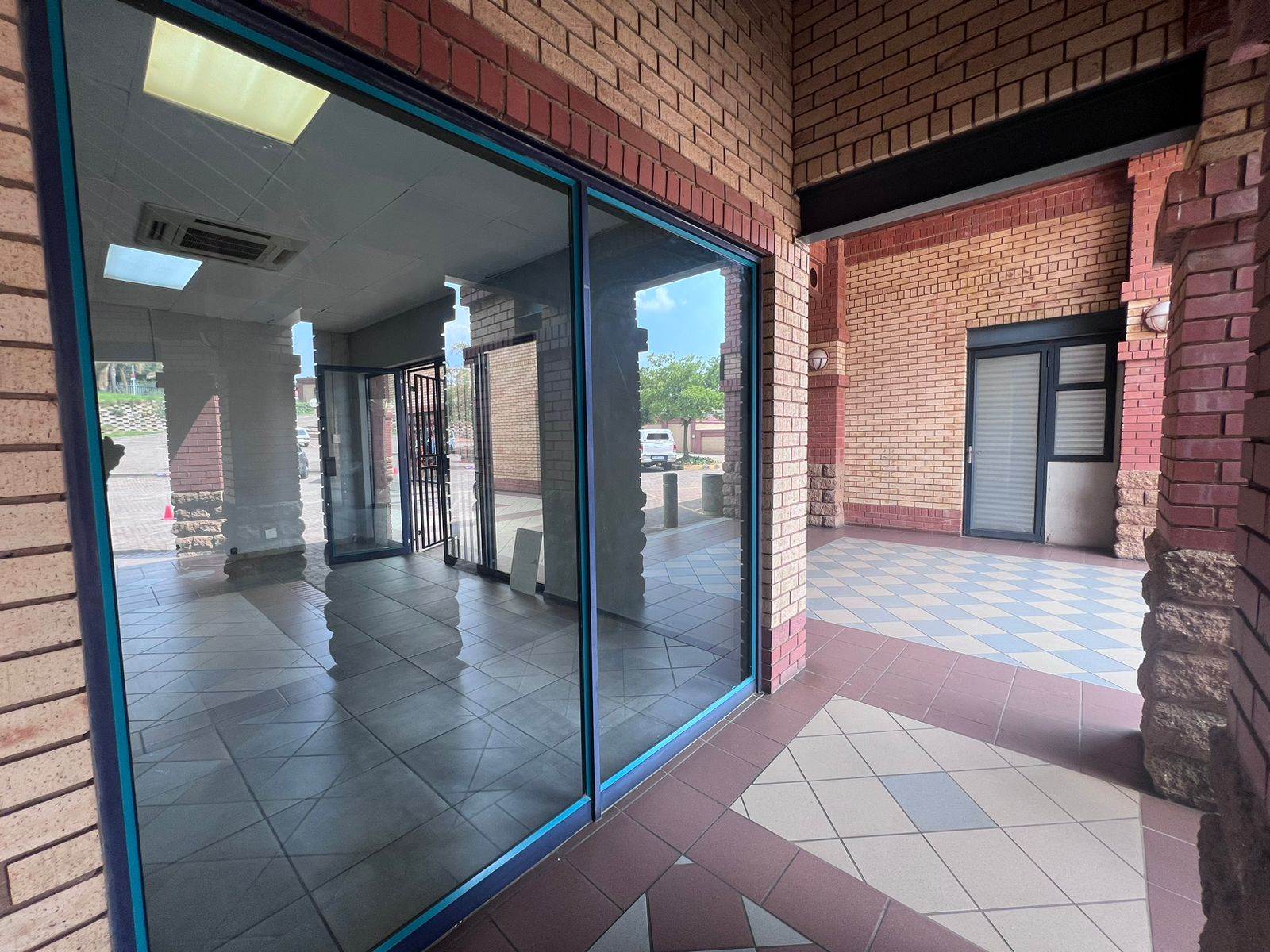 51  m² Commercial space in Krugersdorp Central photo number 4