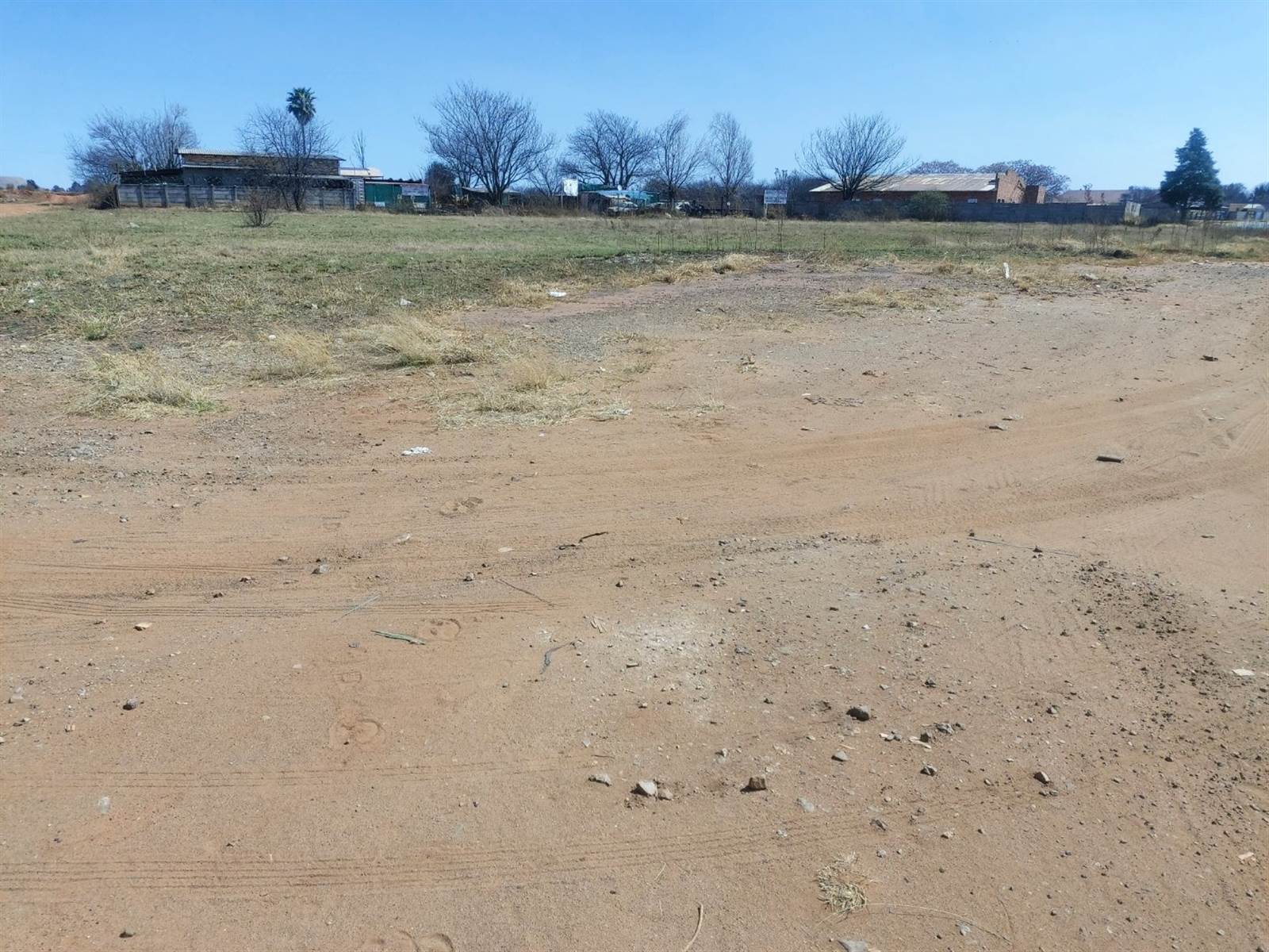 3898 m² Land available in Stilfontein photo number 4