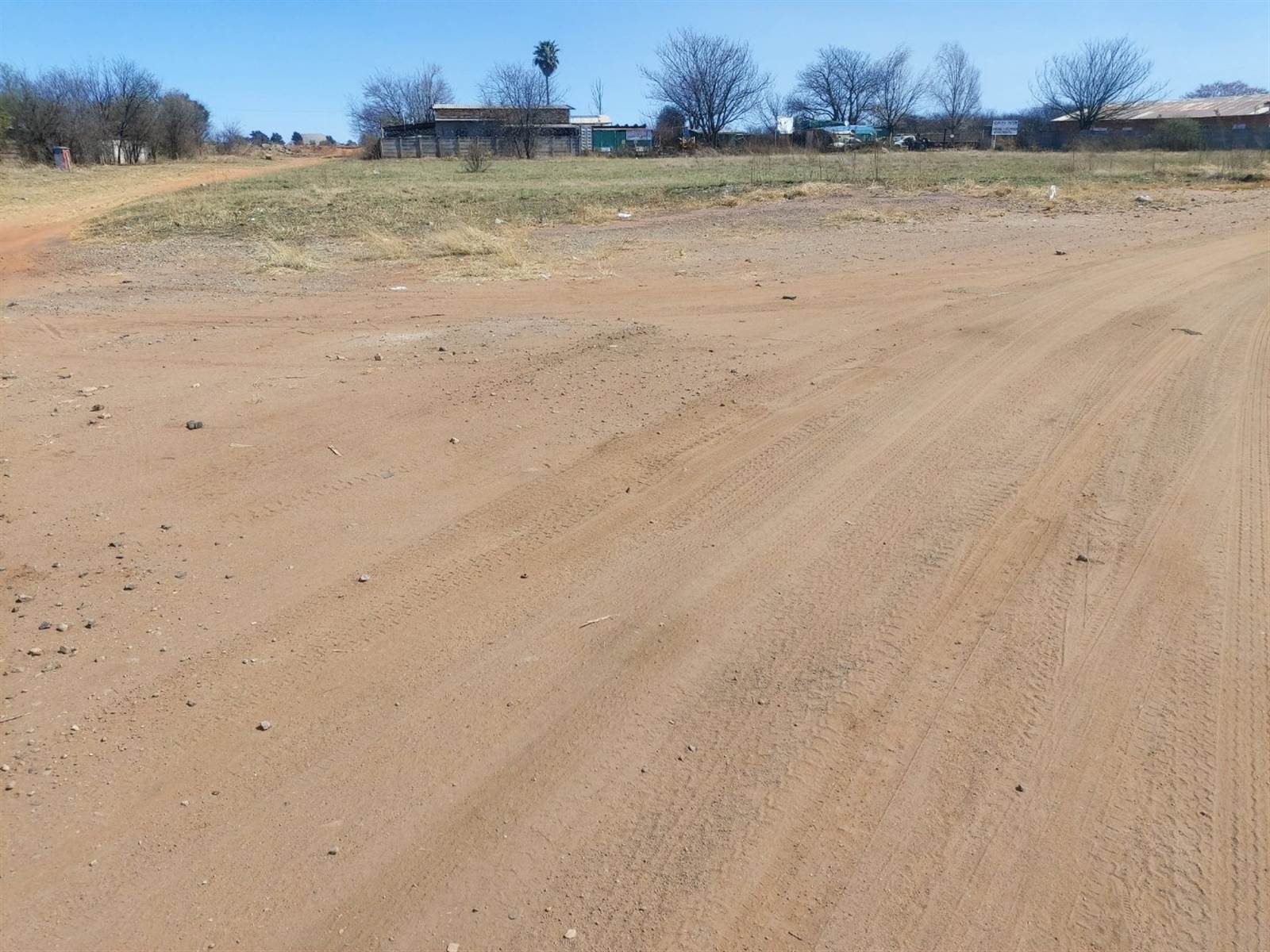 3898 m² Land available in Stilfontein photo number 6