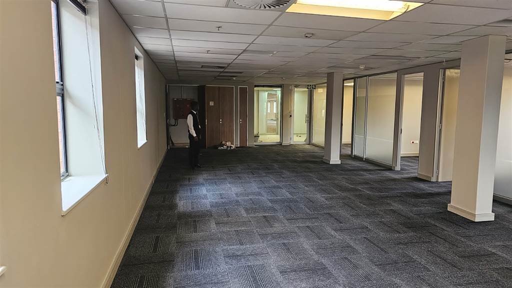 309  m² Office Space in Waverley photo number 5