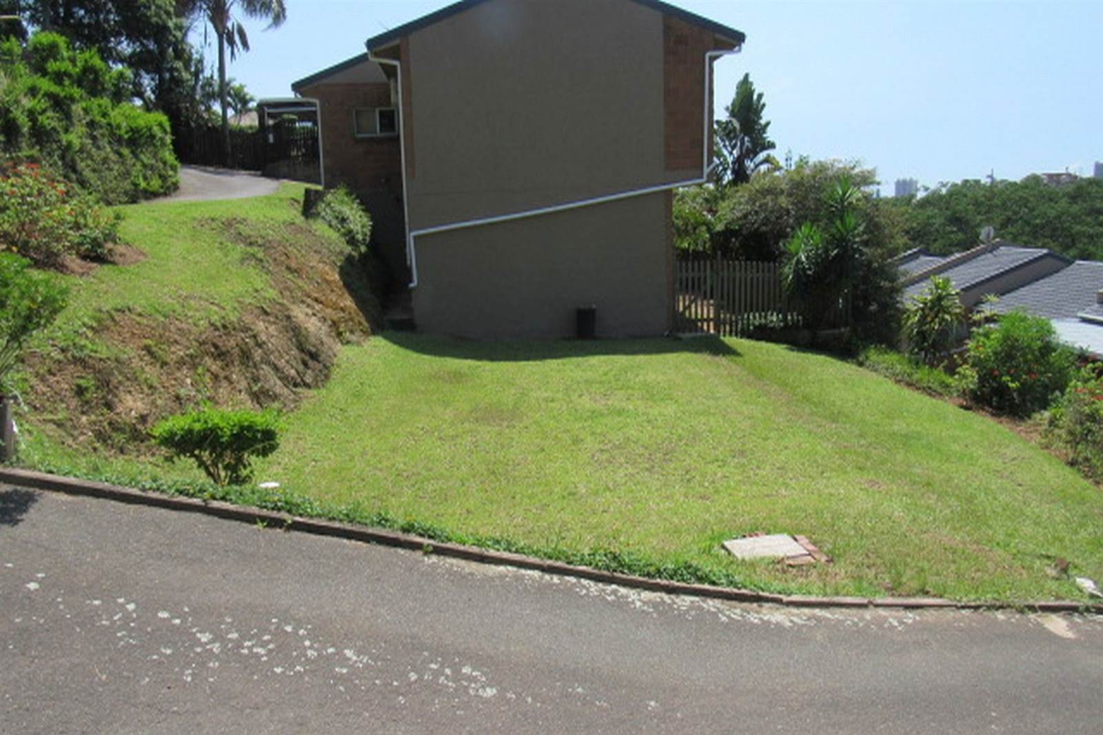 300 m² Land available in Amanzimtoti photo number 6